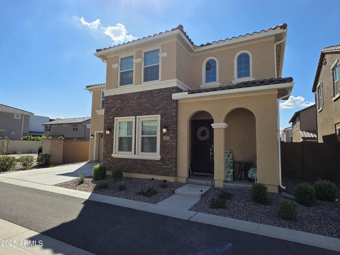 654 S Beebe St., Gilbert, AZ 85296