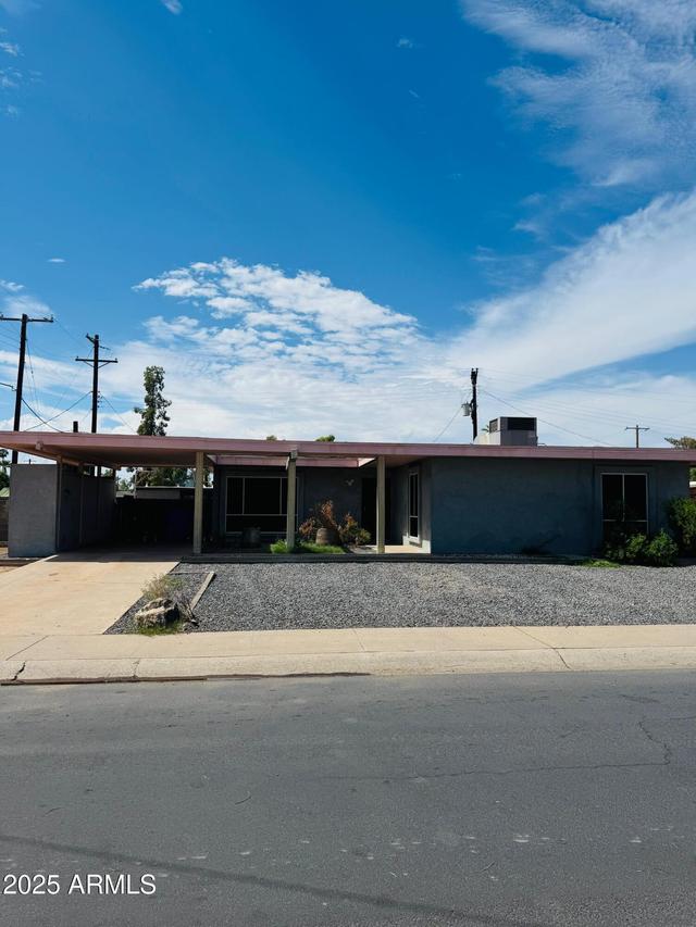 4202 N 58th Ave., Phoenix, AZ 85031