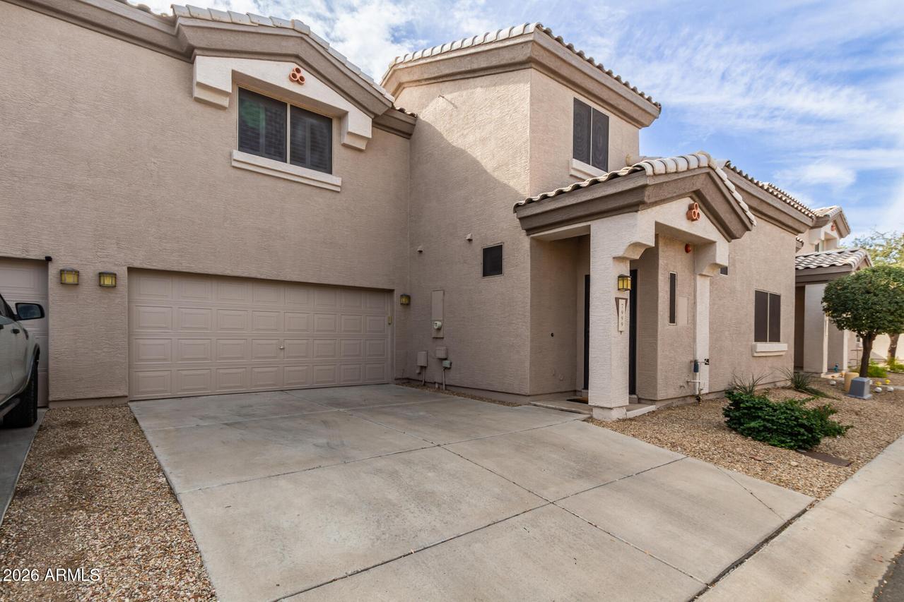 7999 W Waltann Ln., Peoria, AZ 85382