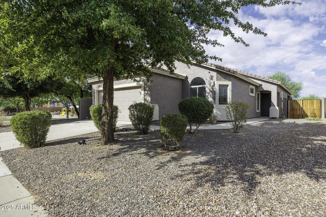 2857 N Rosewood Ave., Casa Grande, AZ 85122