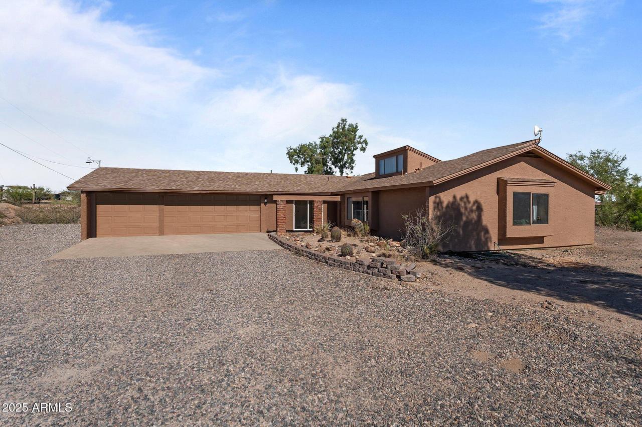 835 W Palo Verde Dr., Wickenburg, AZ 85390