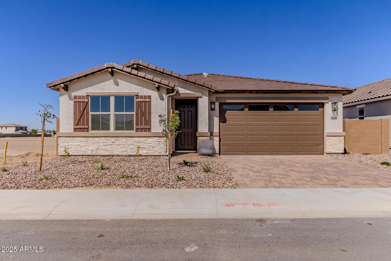 5010 W Chuck Box Rd., Laveen, AZ 85339