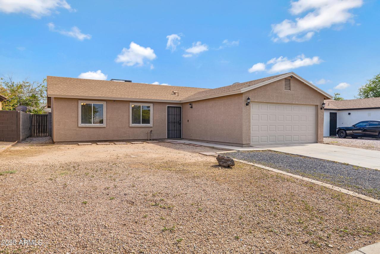 2123 W Roeser Rd., Phoenix, AZ 85041