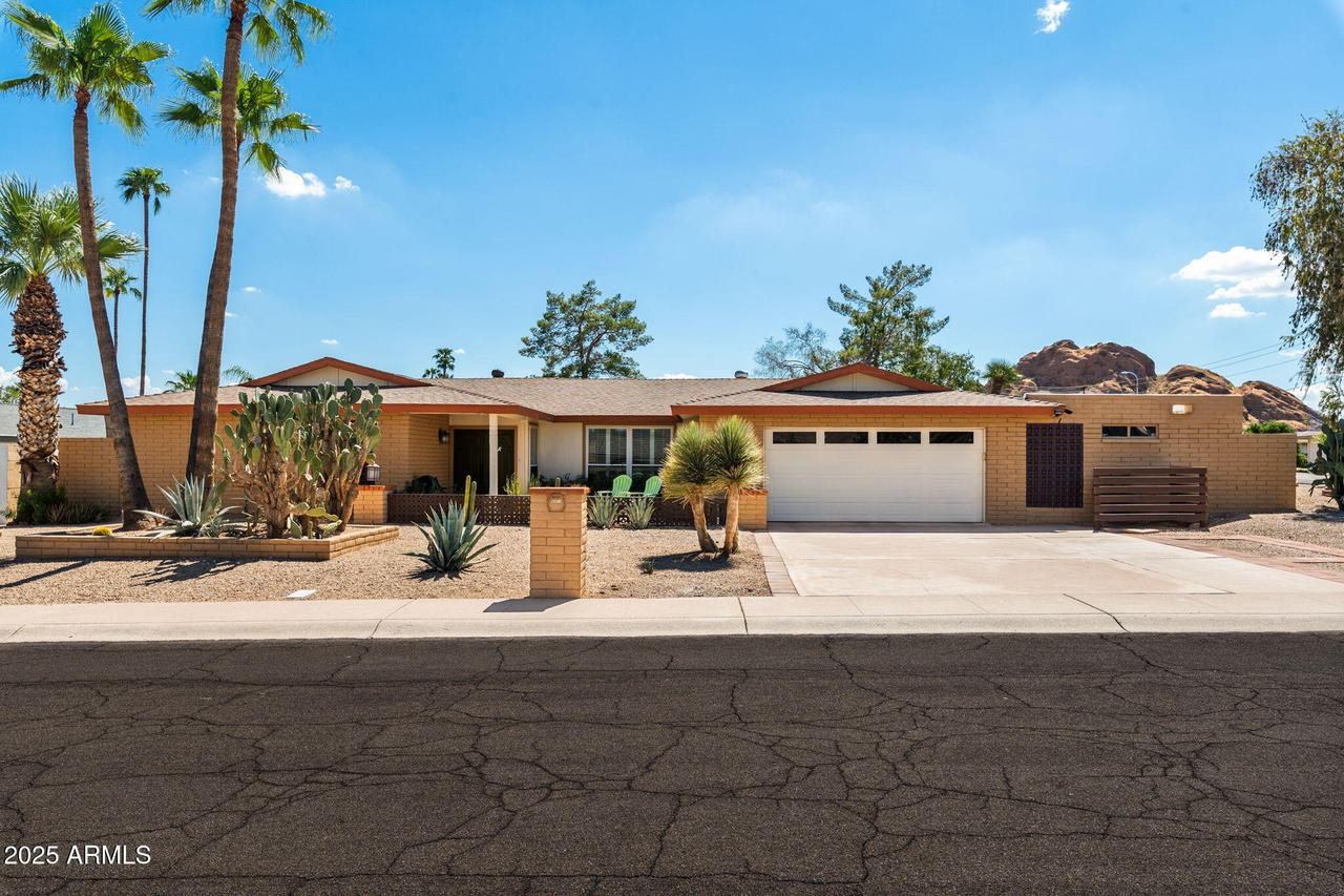 6001 E Edgemont Ave., Scottsdale, AZ 85257