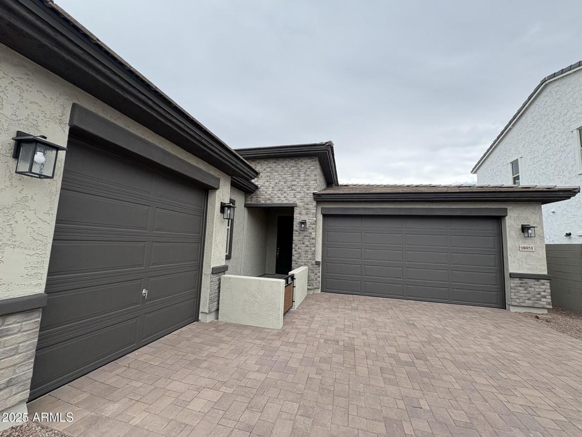 18051 W Larkspur Dr., Goodyear, AZ 85338