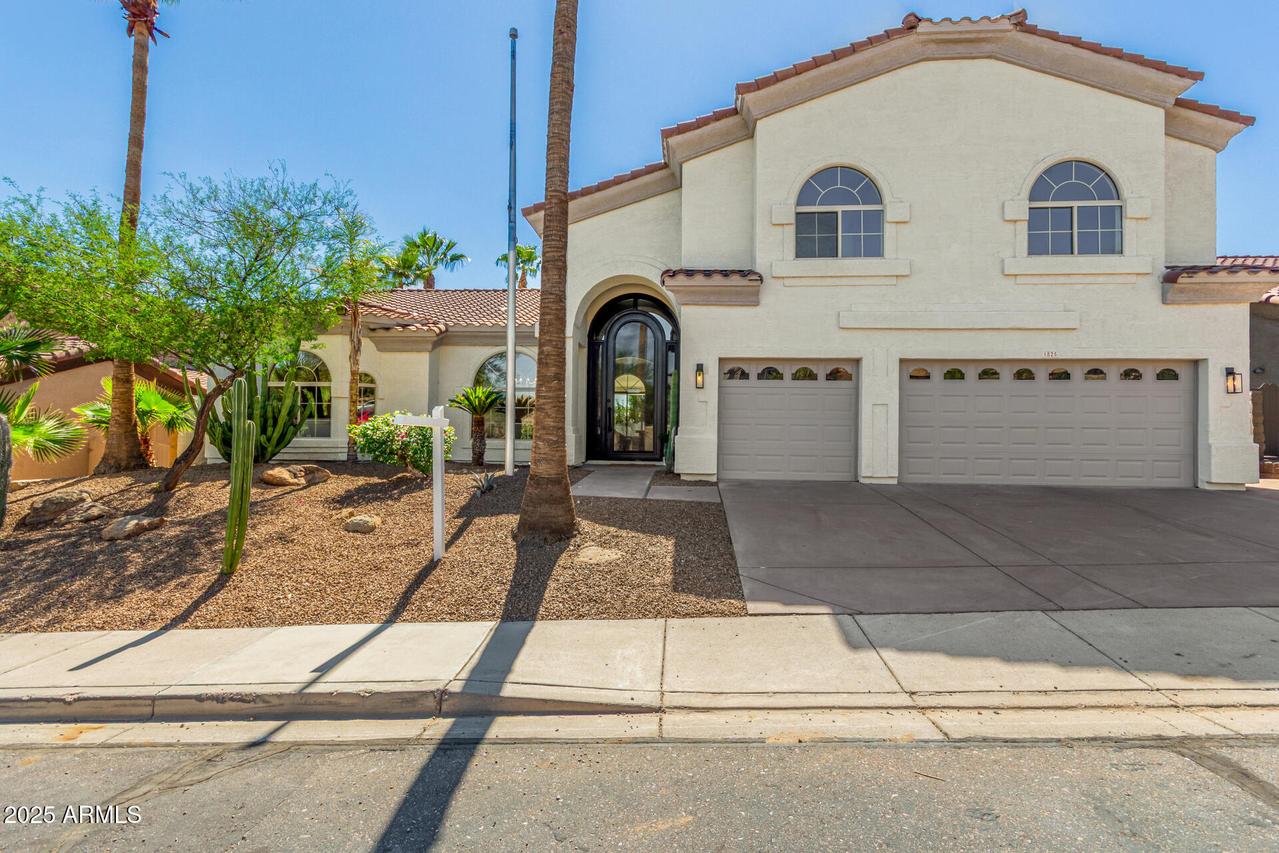 1825 E Marilyn Rd., Phoenix, AZ 85022