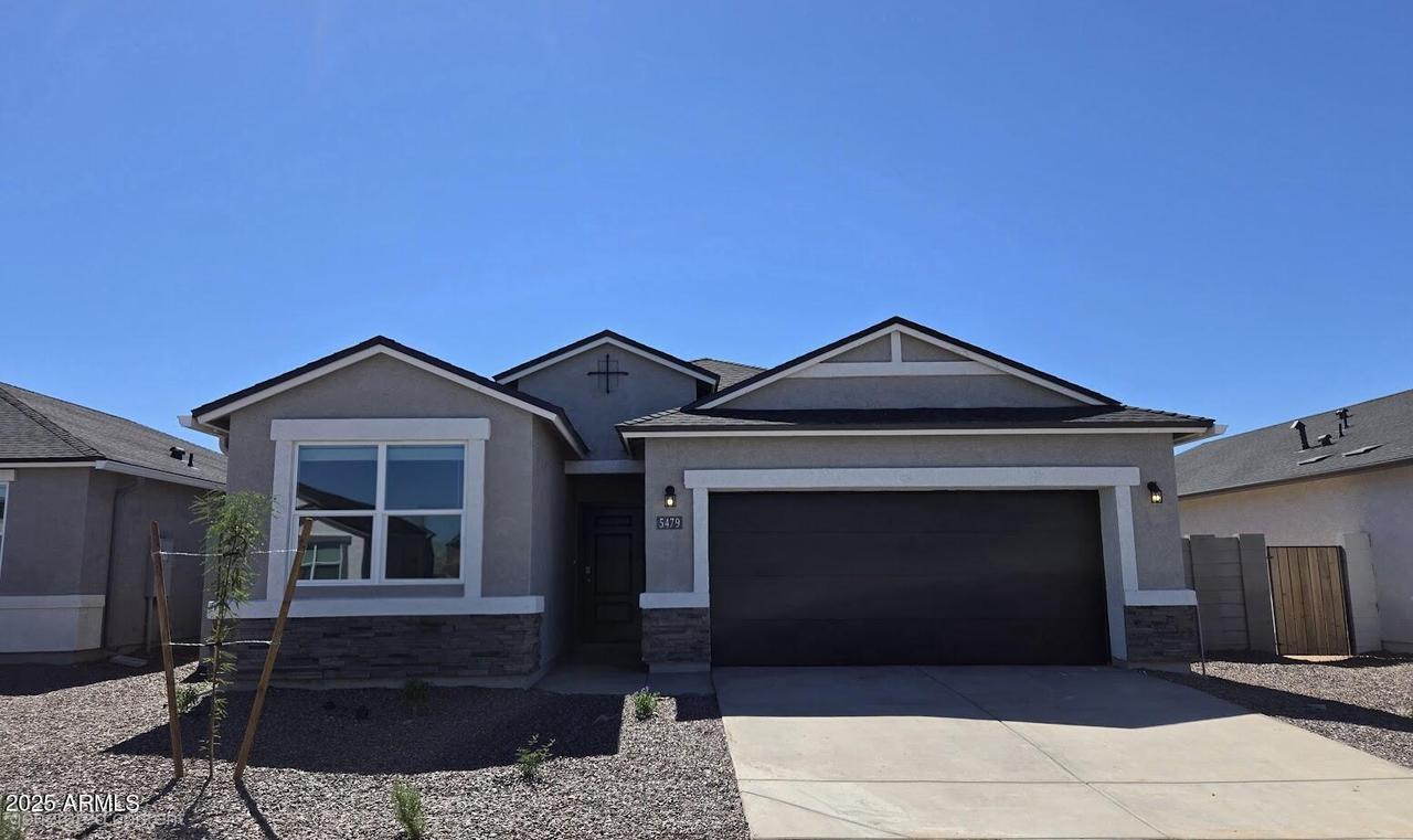 5479 E Axle Ln., San Tan Valley, AZ 85140