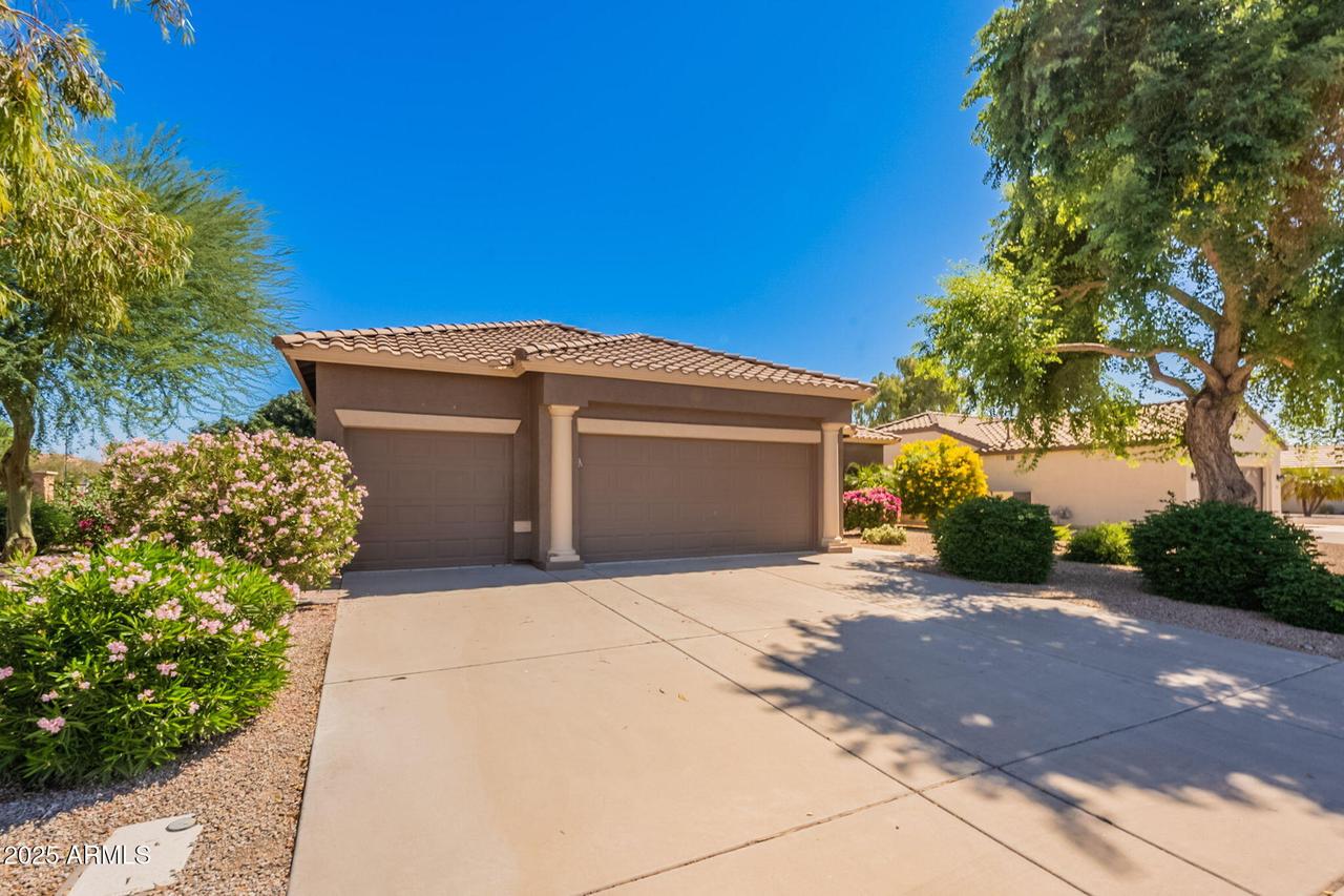 6751 S Granite Dr., Chandler, AZ 85249