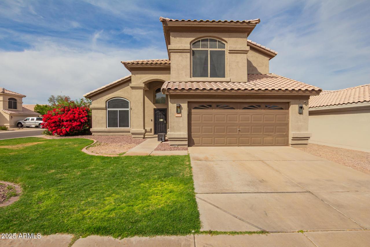 4604 E Summerhaven Dr., Phoenix, AZ 85044