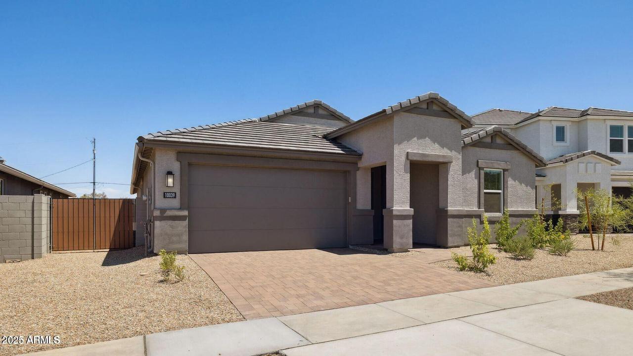 10039 S 23rd Dr., Phoenix, AZ 85041