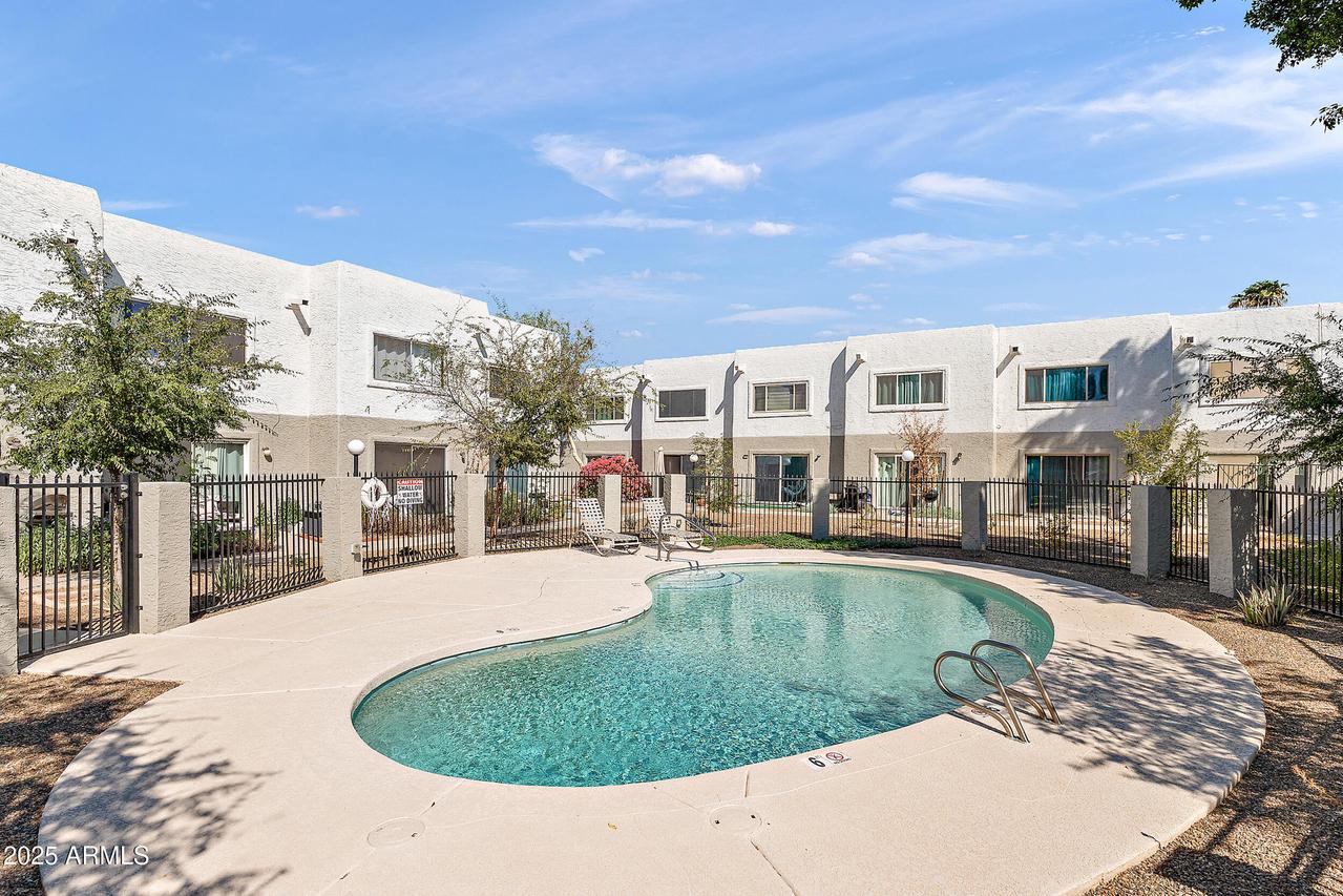 122 S Hardy Dr. #8, Tempe, AZ 85281