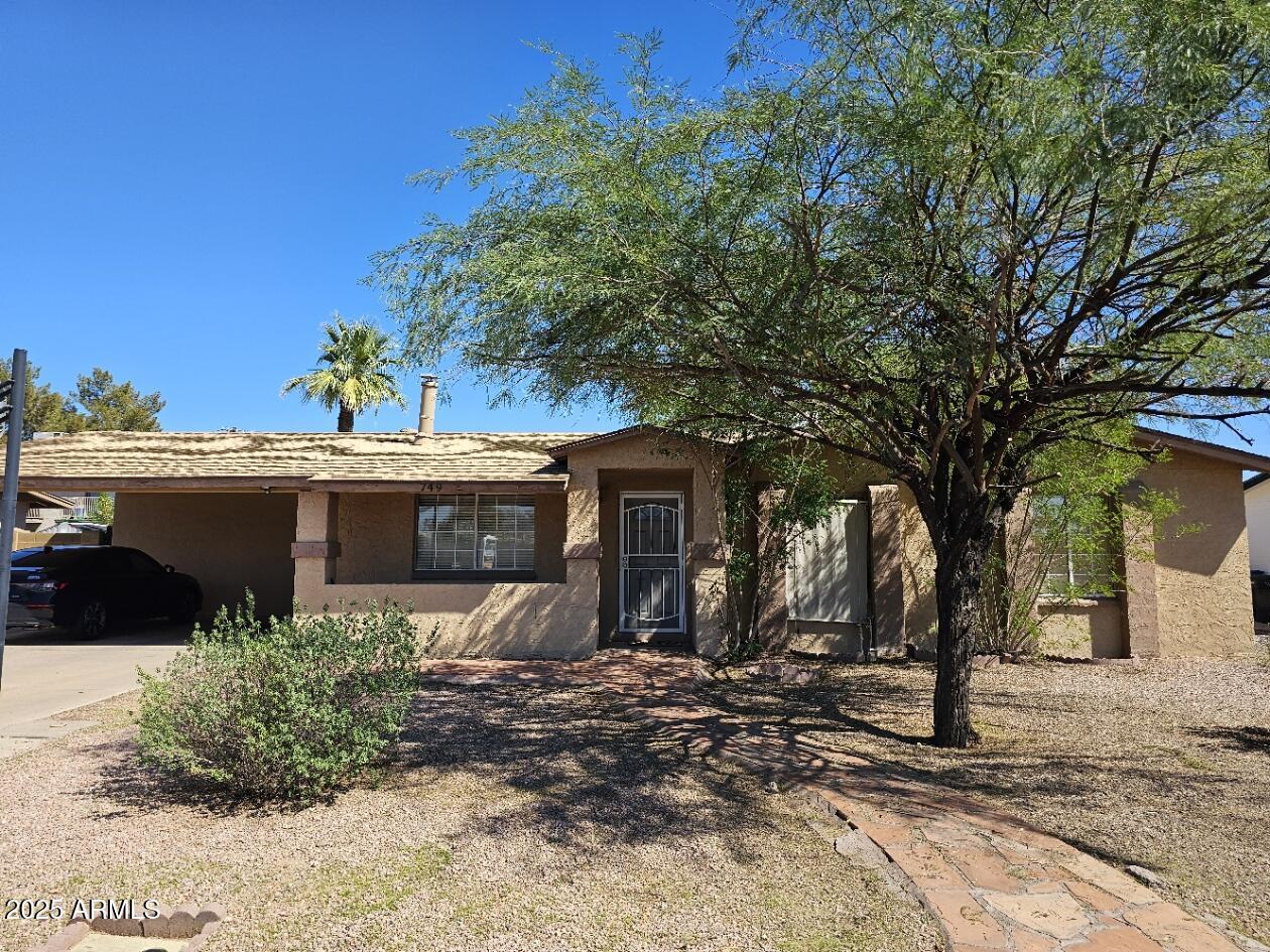 749 N Beverly Ln., Mesa, AZ 85201