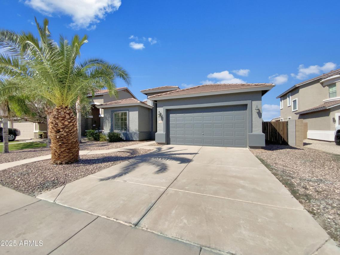 3318 W White Canyon Rd., San Tan Valley, AZ 85144