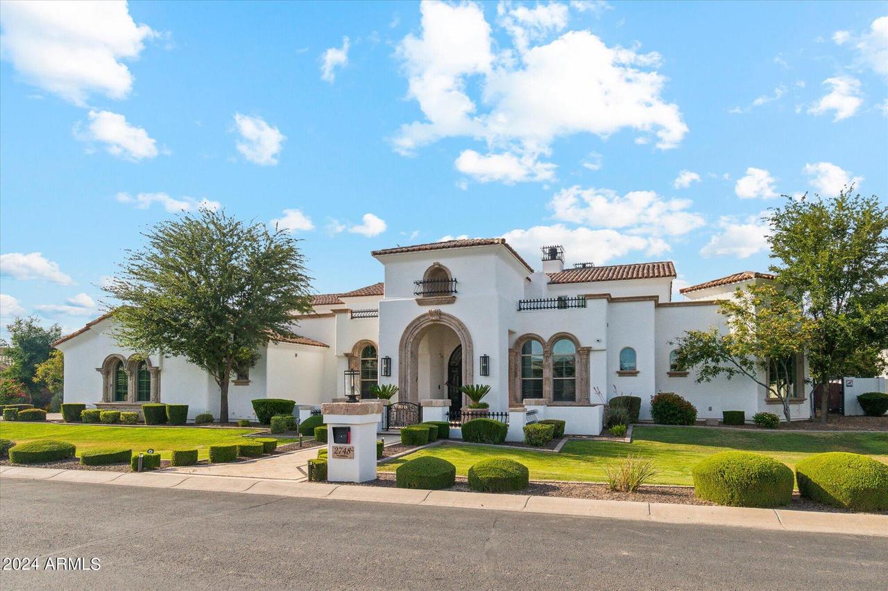 2748 E Warbler Rd., Gilbert, AZ 85297