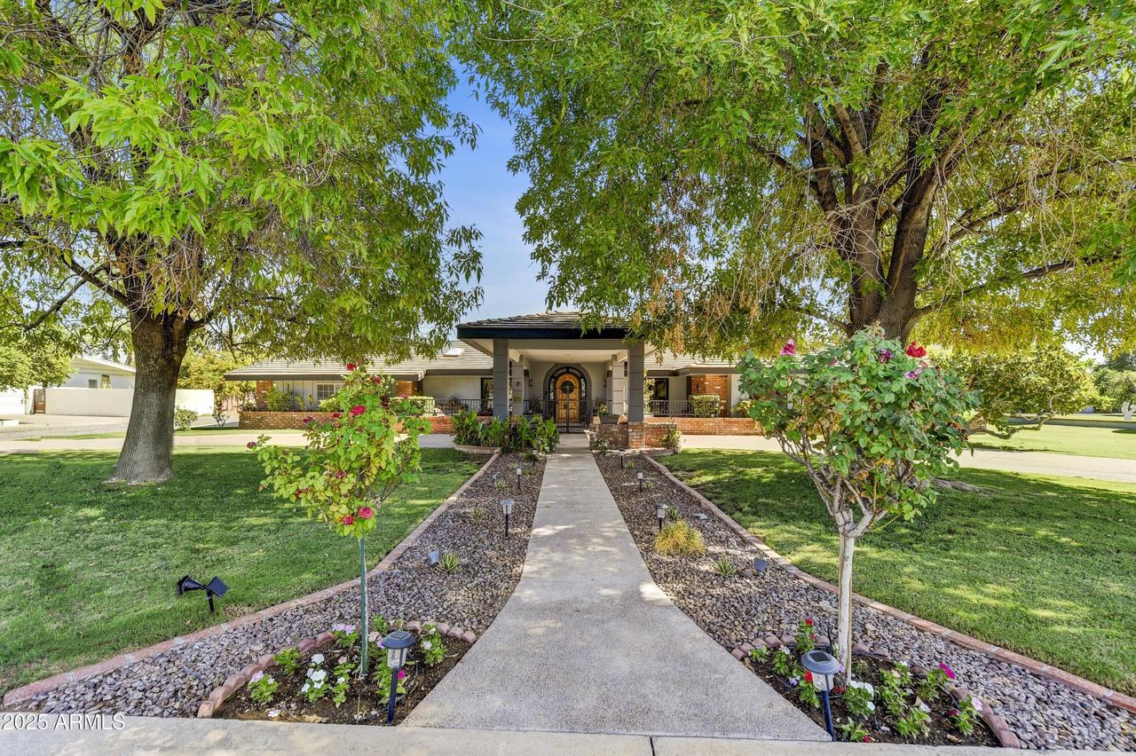 3817 N Jokake Dr., Scottsdale, AZ 85251