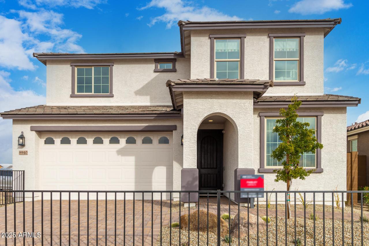 8940 W Georgia Ave., Glendale, AZ 85305