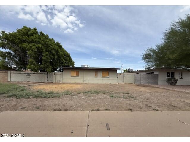 834 W Osborn Rd., Phoenix, AZ 85013