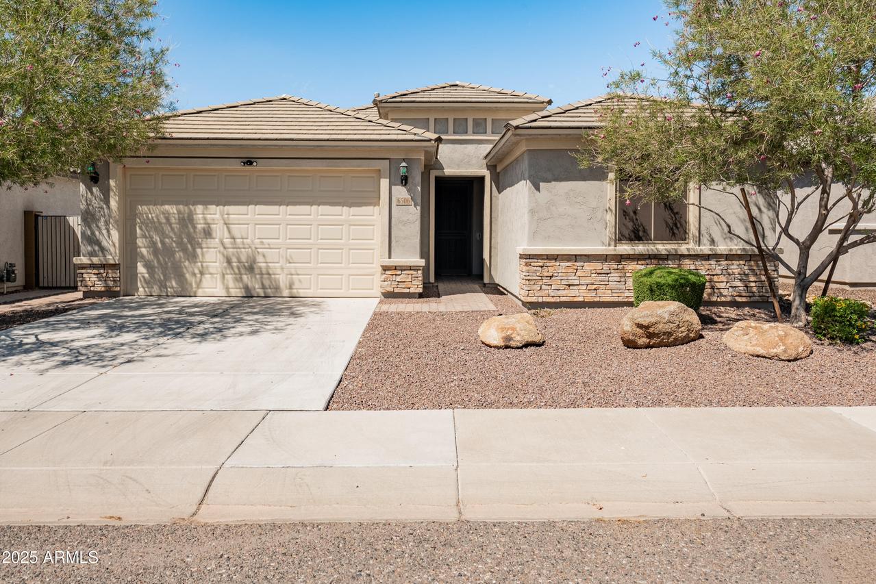 6506 W Side Canyon Tr., Phoenix, AZ 85083