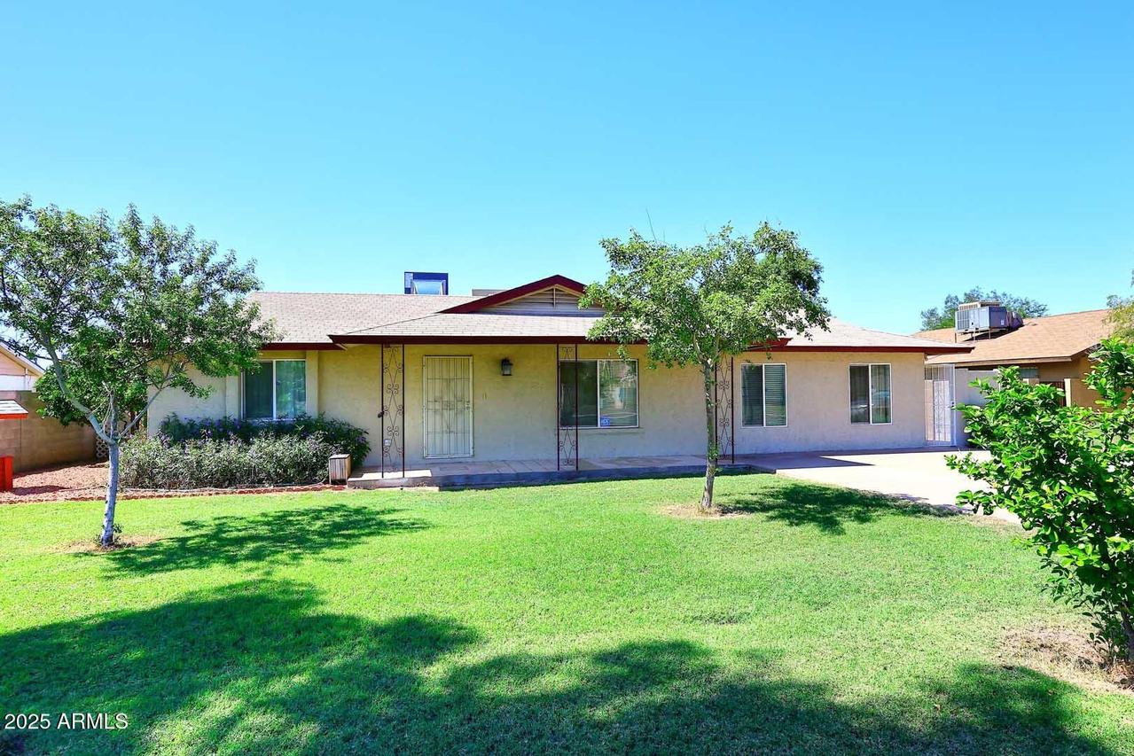 8334 N 55th Ave., Glendale, AZ 85302