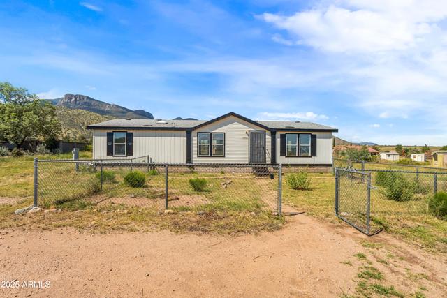 New Homes For Sale This Week That Attend Huachuca Mountain Elementary School: September 19th to September 25th
