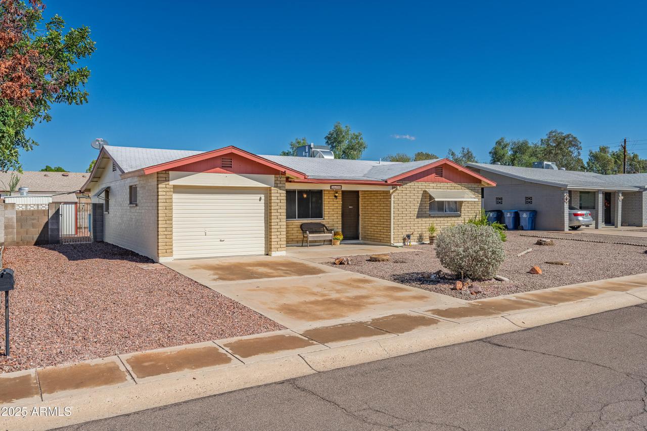 1694 W 13th Ave., Apache Junction, AZ 85120