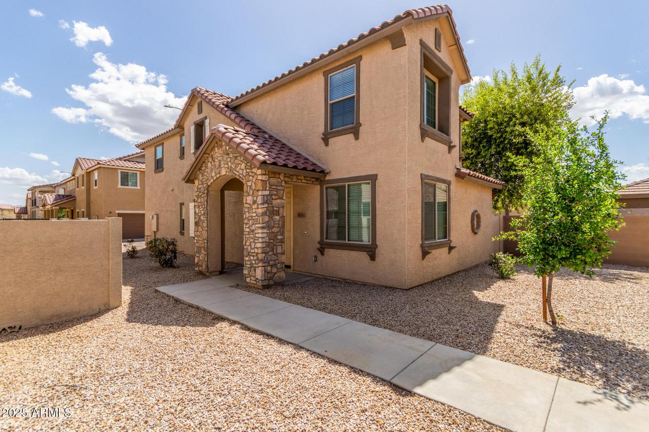 831 E Agua Fria Ln., Avondale, AZ 85323