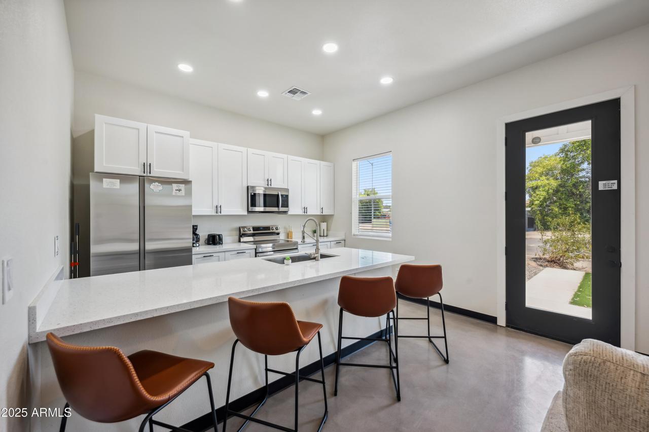 4132 N 11th St., Phoenix, AZ 85014