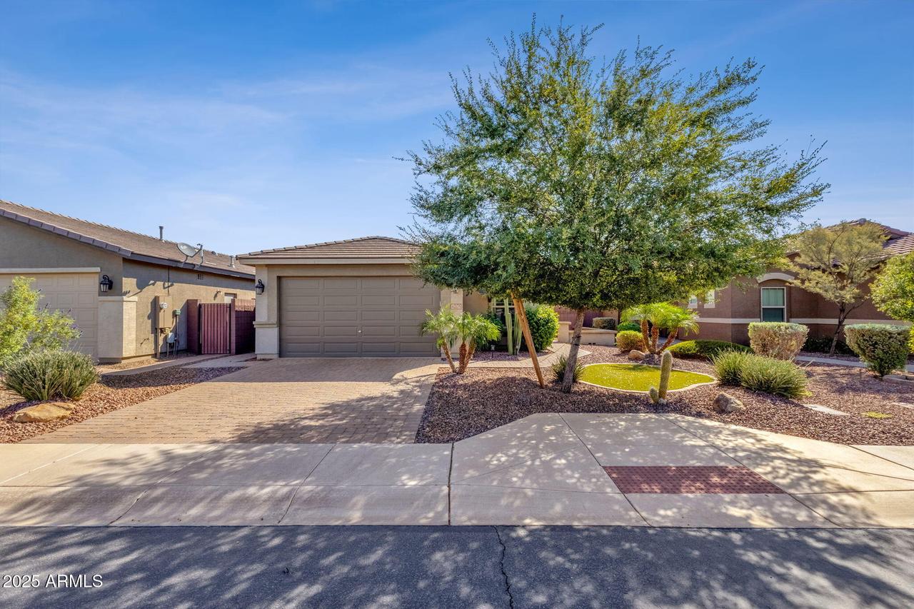 42175 N Wollemi St., Queen Creek, AZ 85140