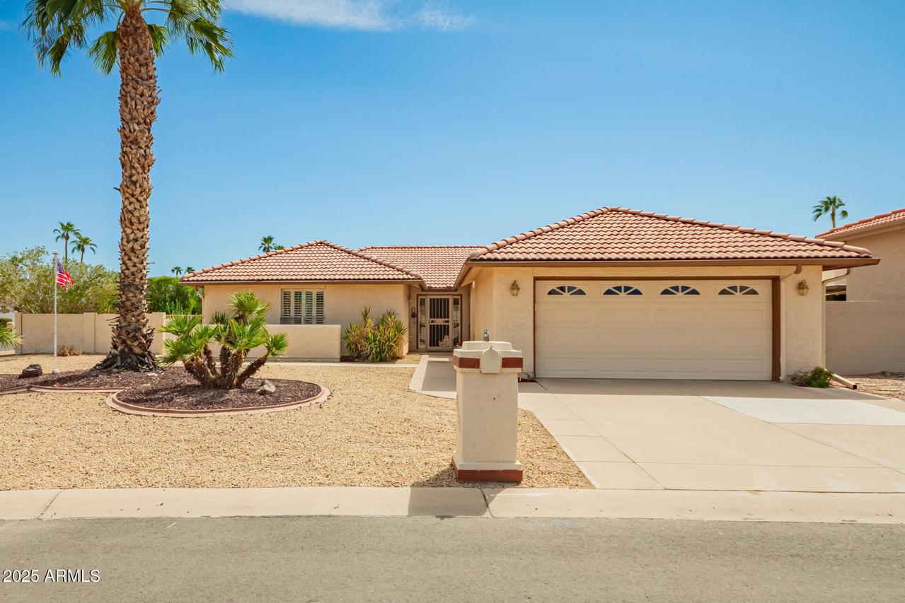 10521 E Flintlock Dr., Sun Lakes, AZ 85248