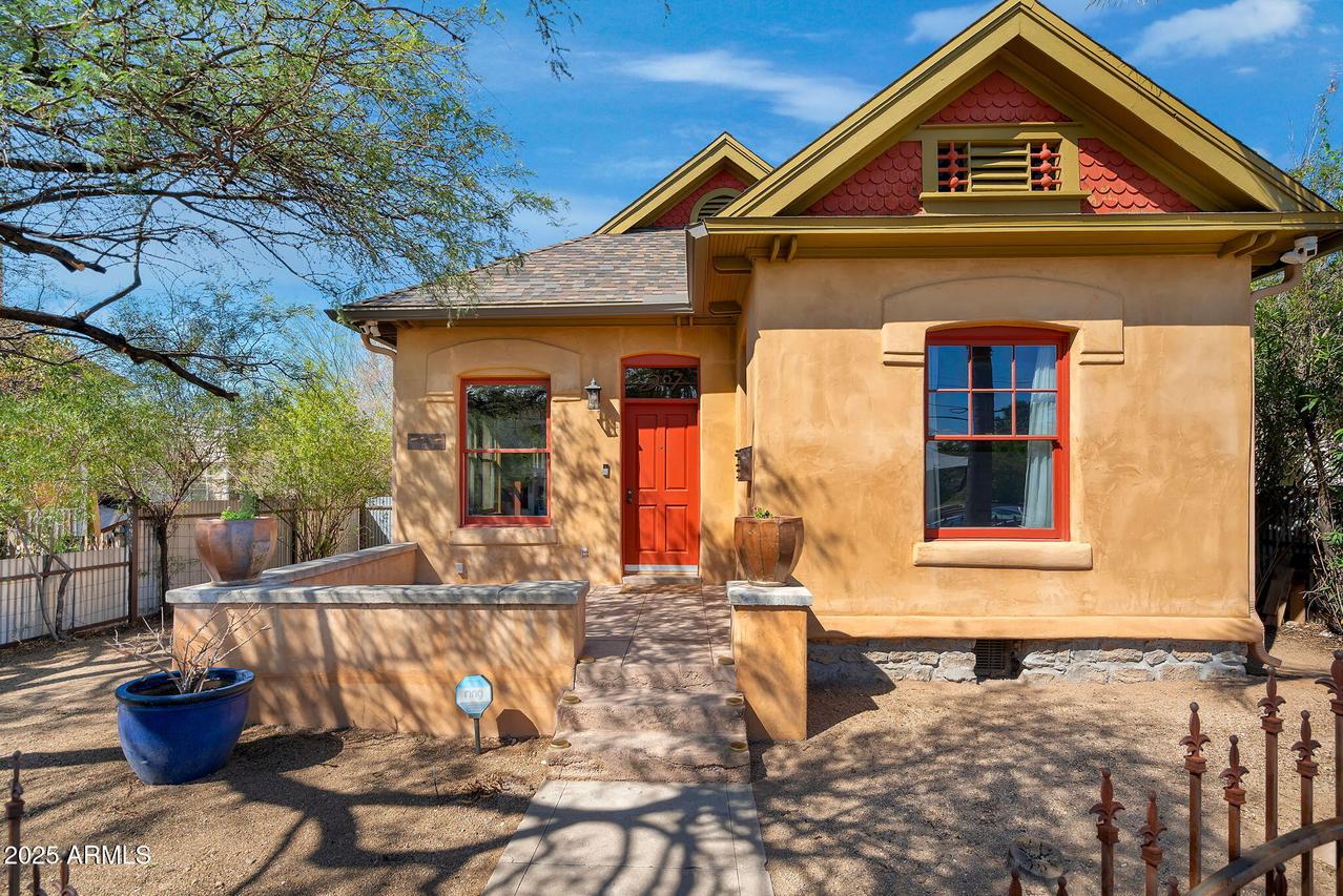 207 E University Blvd., Tucson, AZ 85705