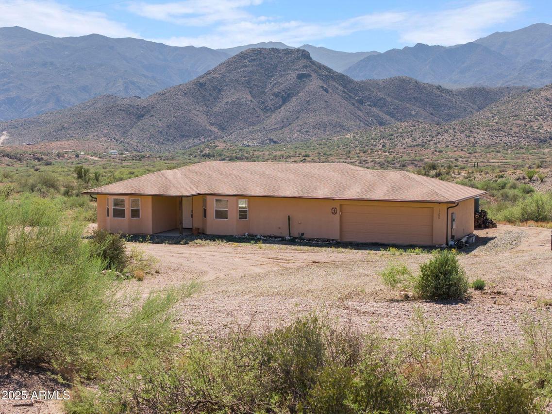 17200 S Dripping Springs Rd., Mayer, AZ 86333
