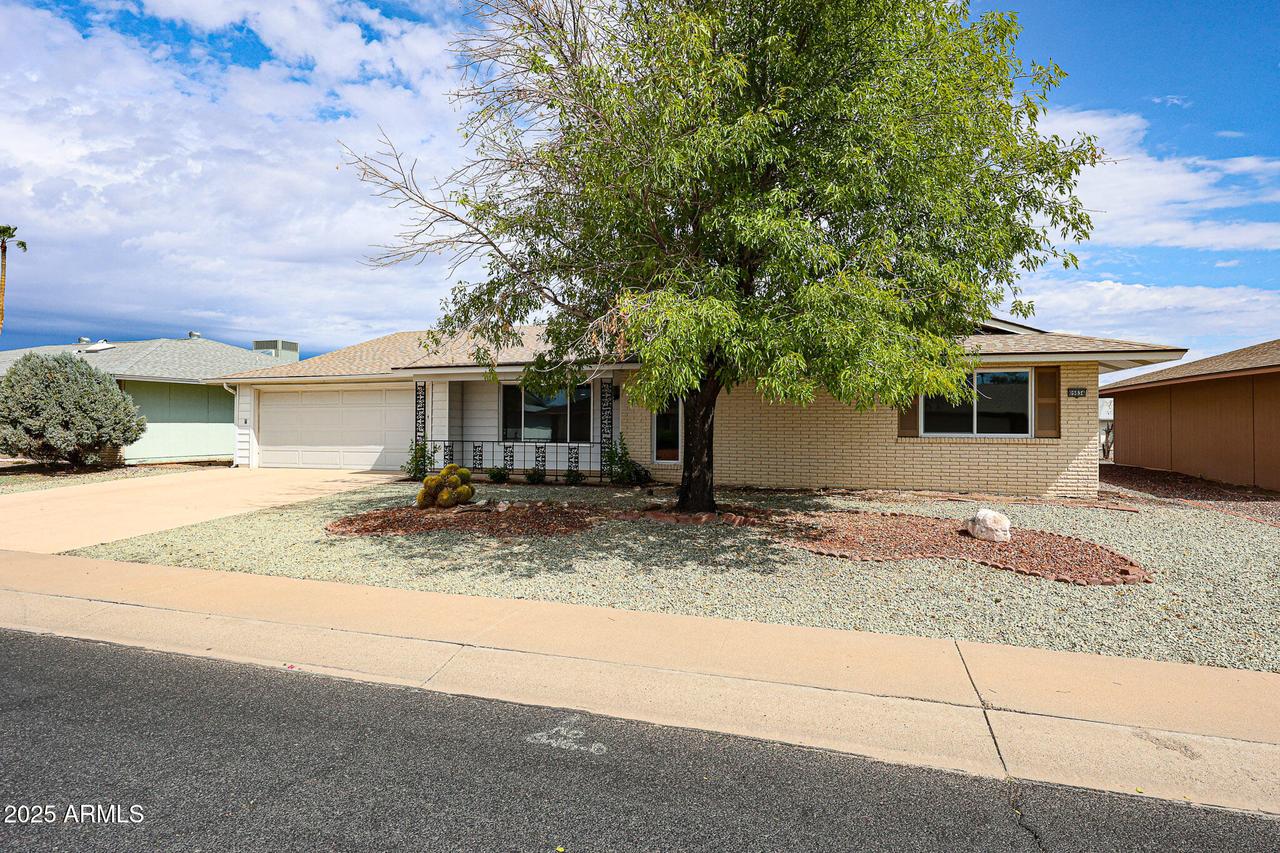 9834 W Emberwood Dr., Sun City, AZ 85351