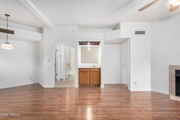 10301 N 70th St. #103, Paradise Valley, AZ 85253