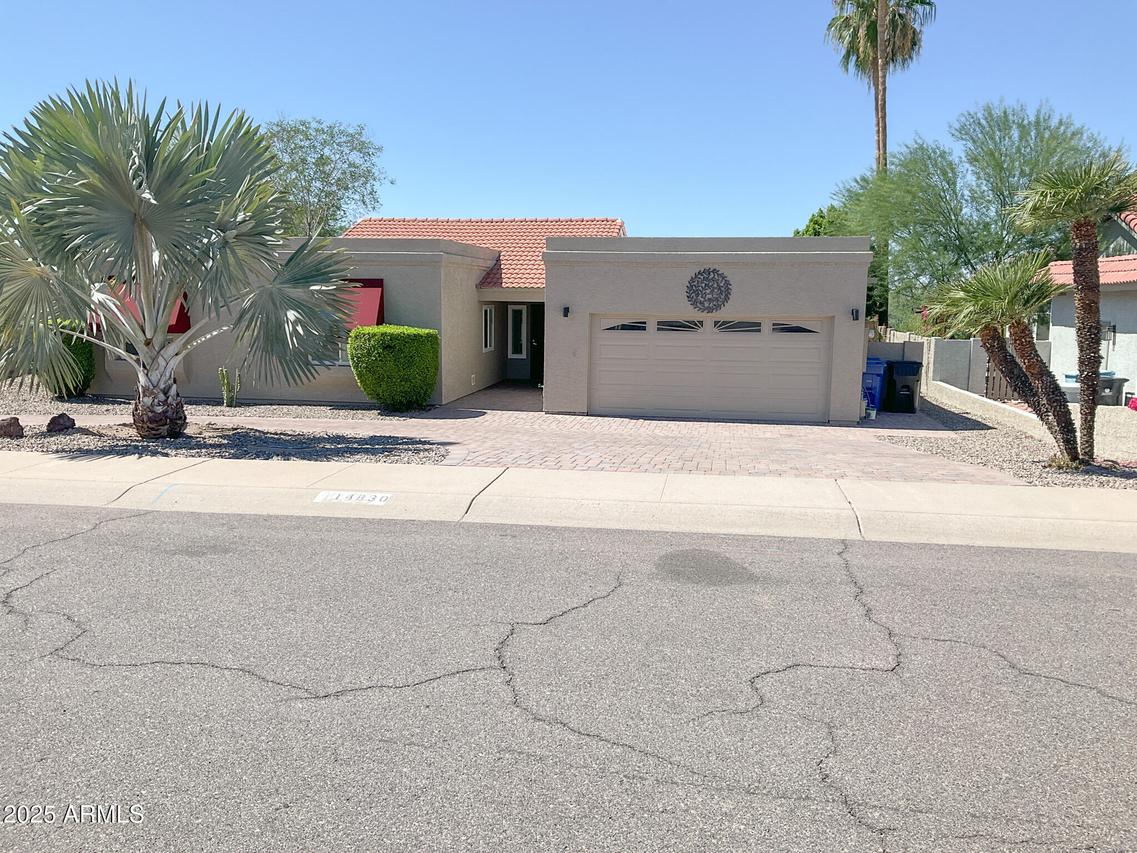 14830 N 10th St., Phoenix, AZ 85022
