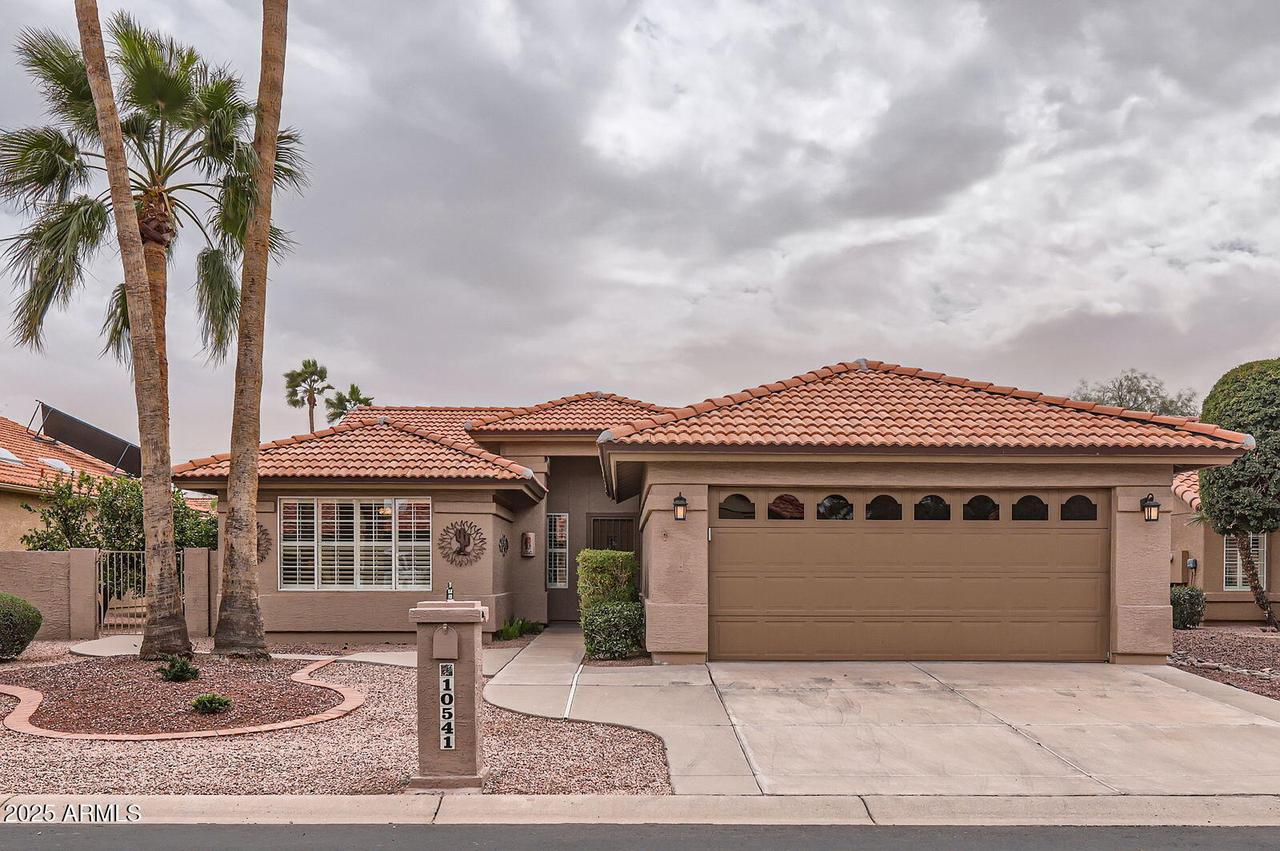 10541 E Hercules Dr., Sun Lakes, AZ 85248