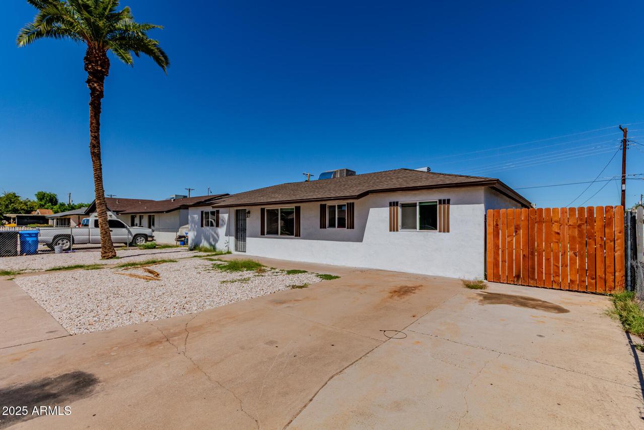 3746 W Luke Ave., Phoenix, AZ 85019
