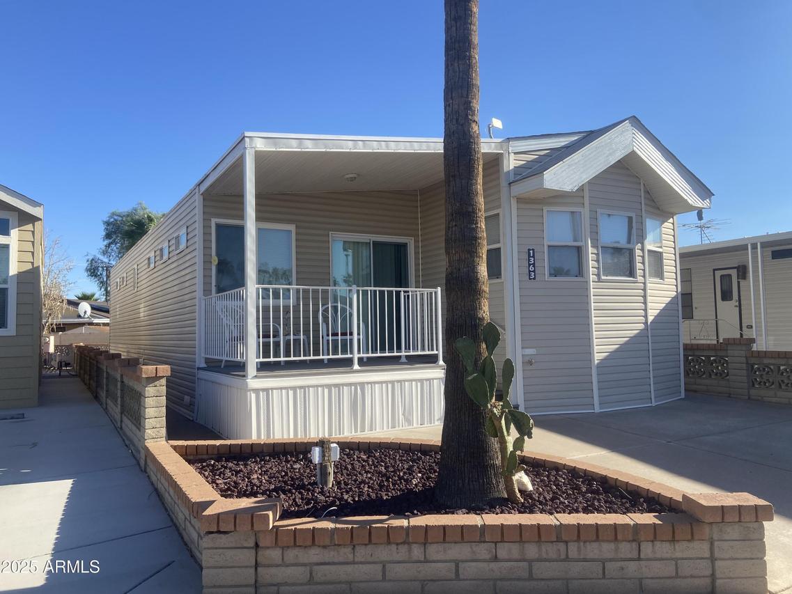 1363 W Chesapeake Dr., Apache Junction, AZ 85119