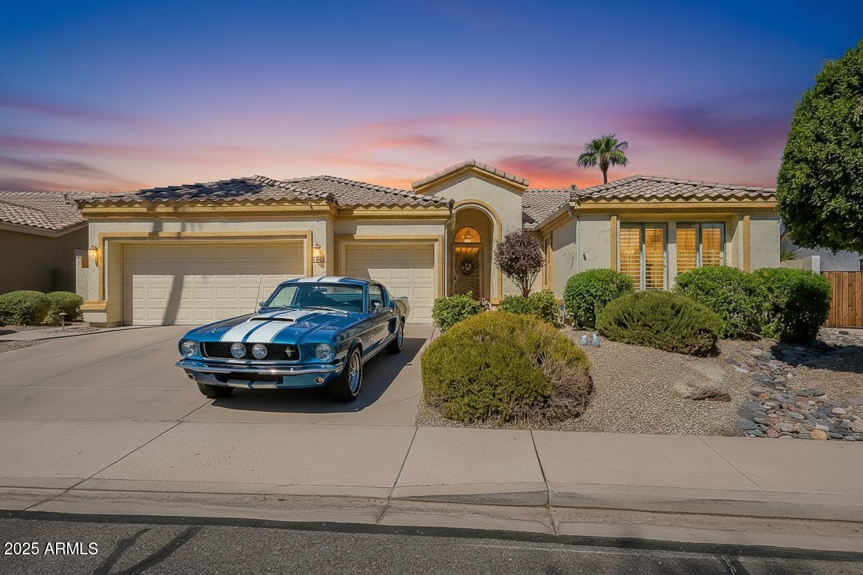 1770 W Hawk Way, Chandler, AZ 85286
