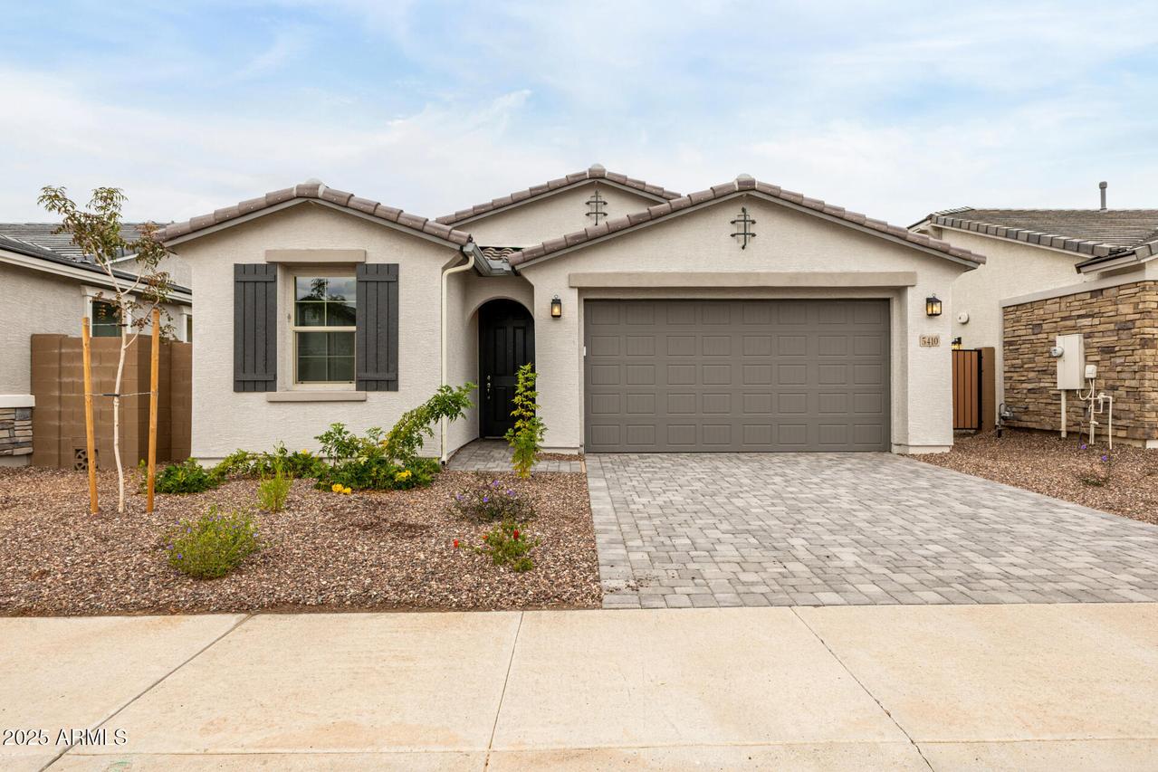 5410 W Royal Palm Rd., Glendale, AZ 85302