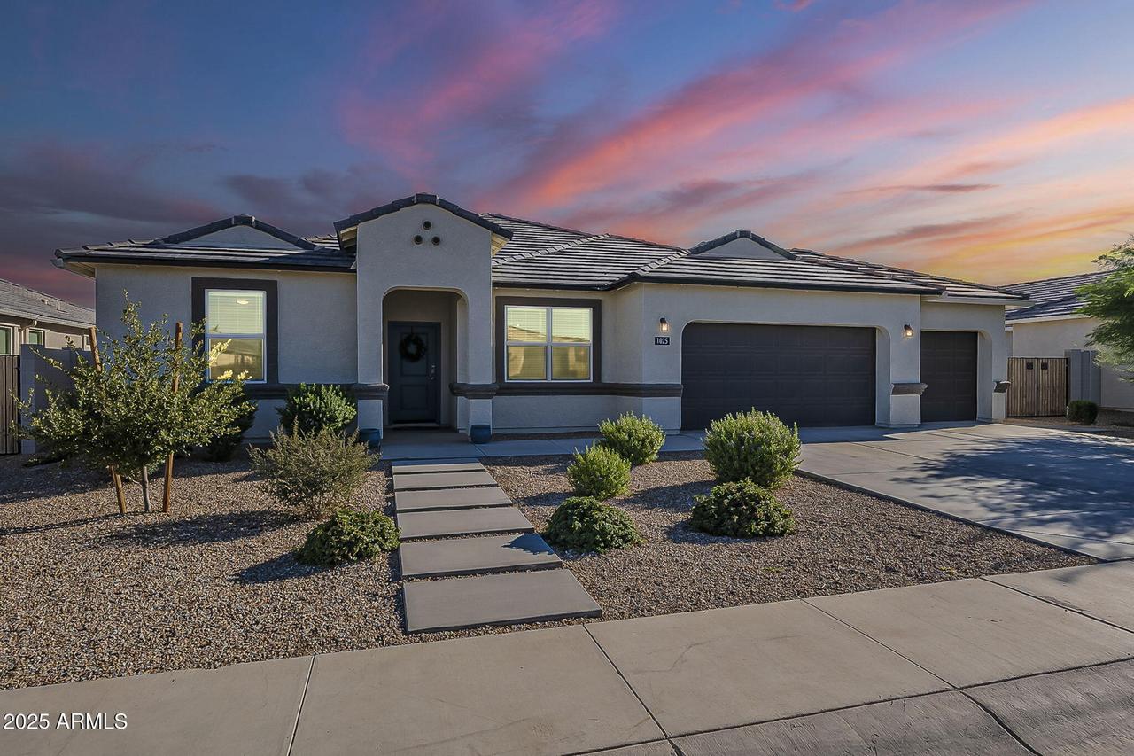 1025 W Castle Ct., Casa Grande, AZ 85122