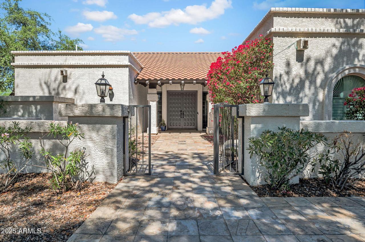 9504 E Sunnyside Dr., Scottsdale, AZ 85260