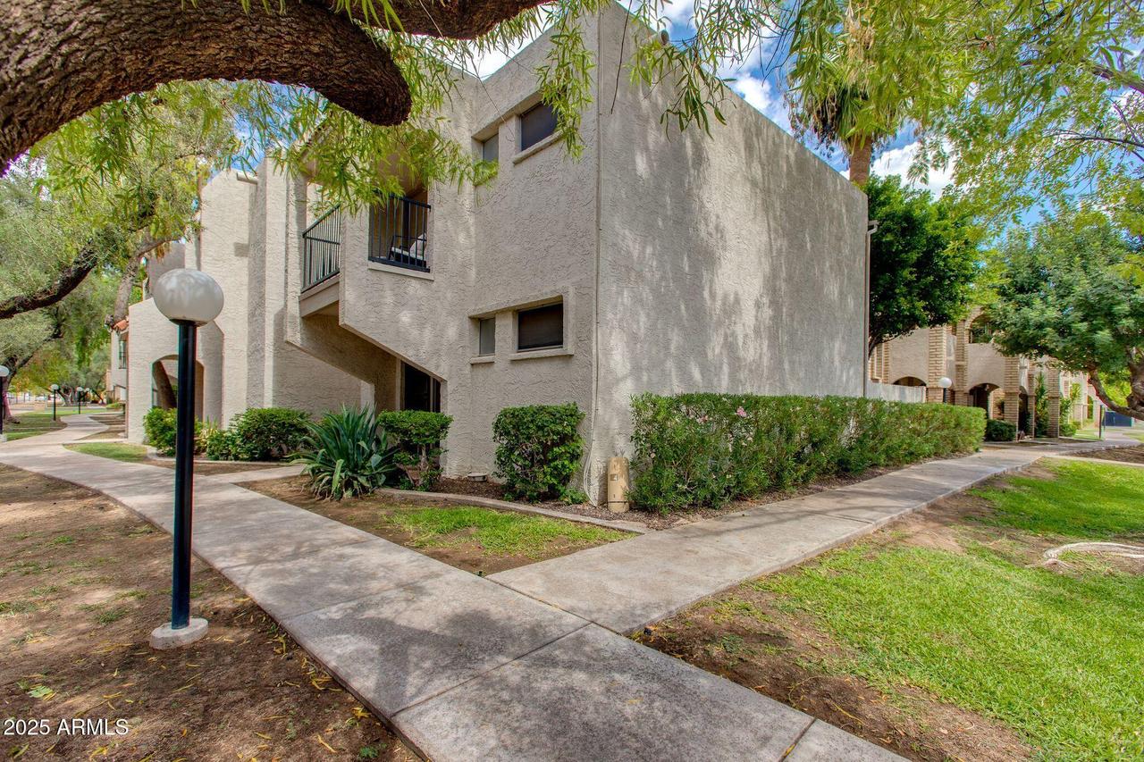8225 N Central Ave. #9, Phoenix, AZ 85020