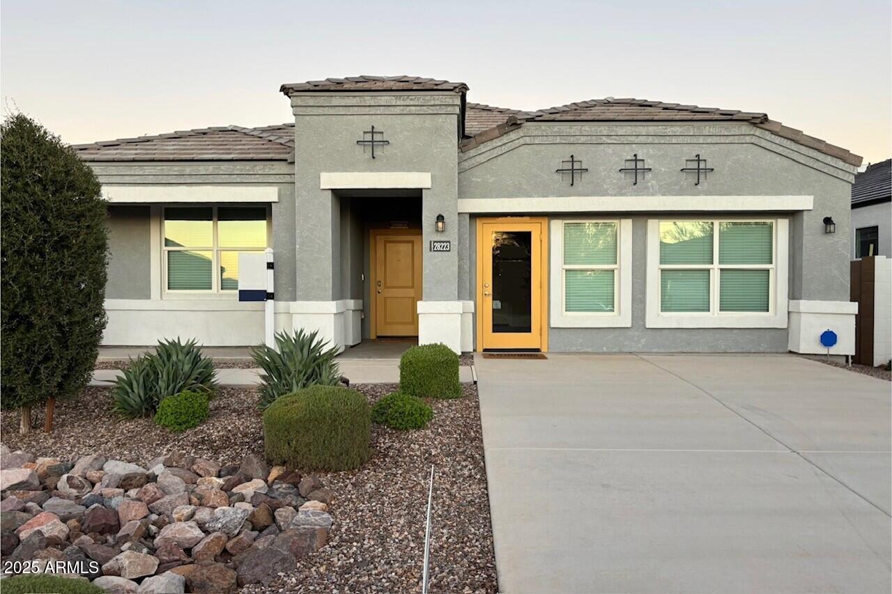 28223 N Ice Cavern Ln., San Tan Valley, AZ 85143