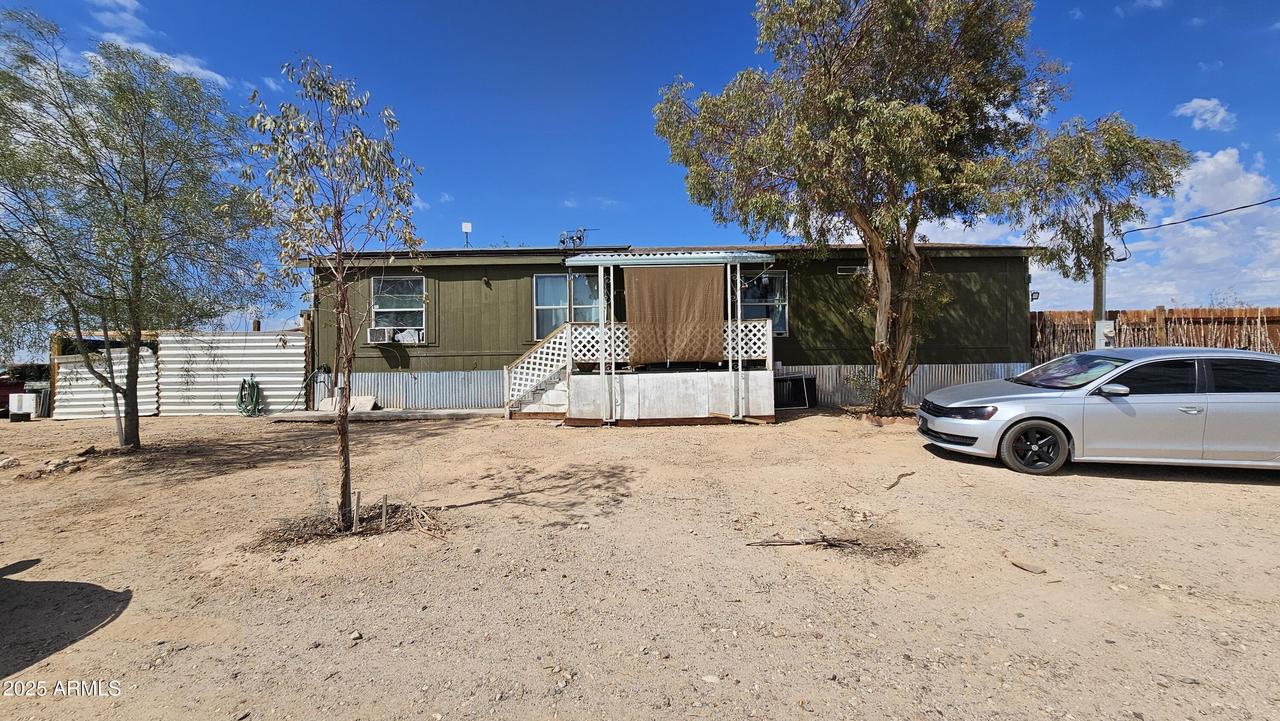 1040 N 362nd Ave., Tonopah, AZ 85354