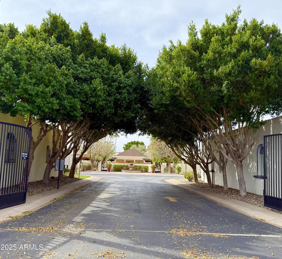 2637 E Beekman Pl., Phoenix, AZ 85016