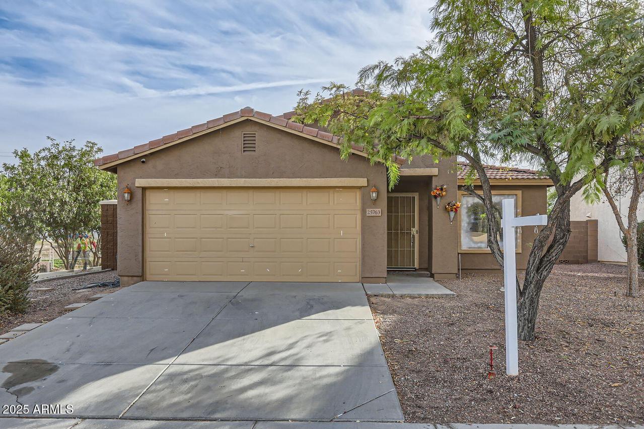 25763 W Satellite Ln., Buckeye, AZ 85326