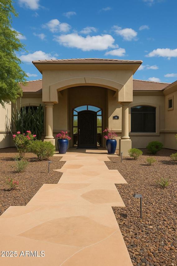 14 W Summerset Dr., Phoenix, AZ 85085