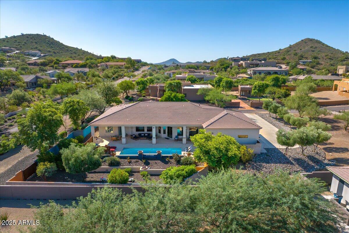 14 W Summerset Dr., Phoenix, AZ 85085