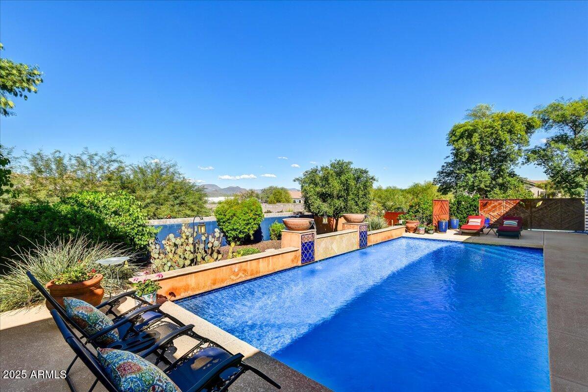 14 W Summerset Dr., Phoenix, AZ 85085