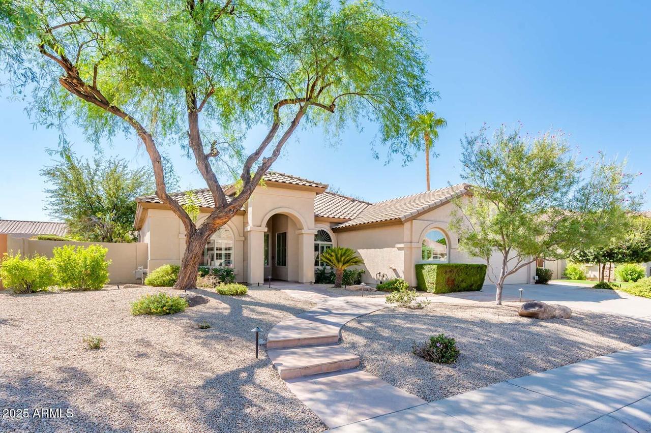1371 E Shamrock St., Gilbert, AZ 85295